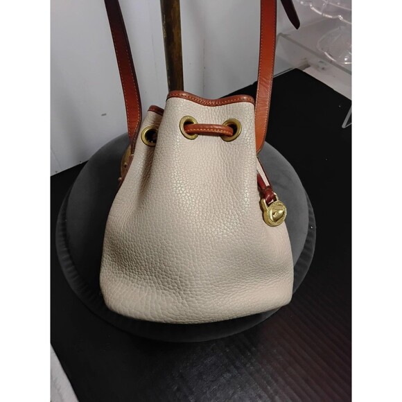 Dooney & Bourke Vintage Drawstring Small Bucket Bag All Weather Leather - Picture 4 of 6